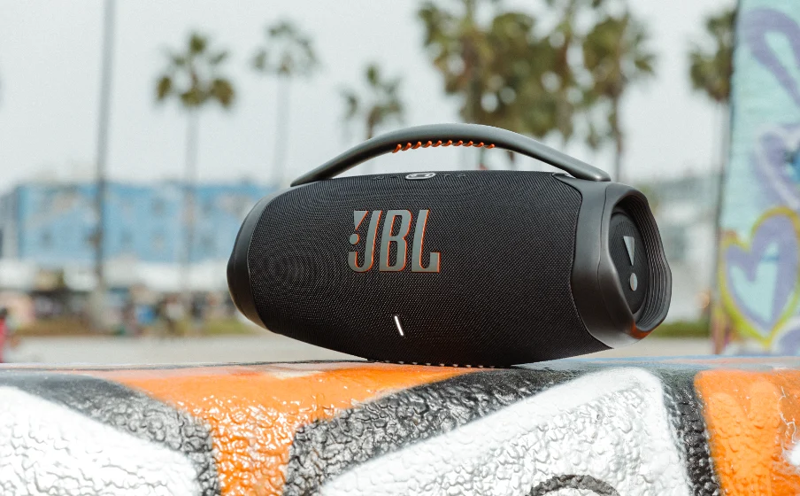 jbl boombox 3 lifestyle01 904x560px