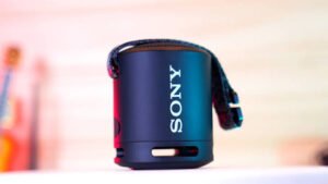 Sony SRS-XB13 Review: compacta, resistente e com graves fortes?